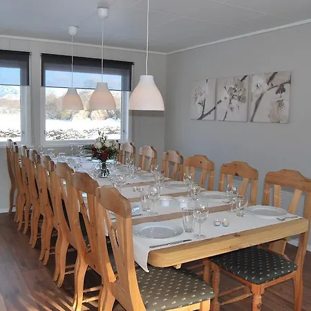 مزرعة للإقامة Eikeland Gard *