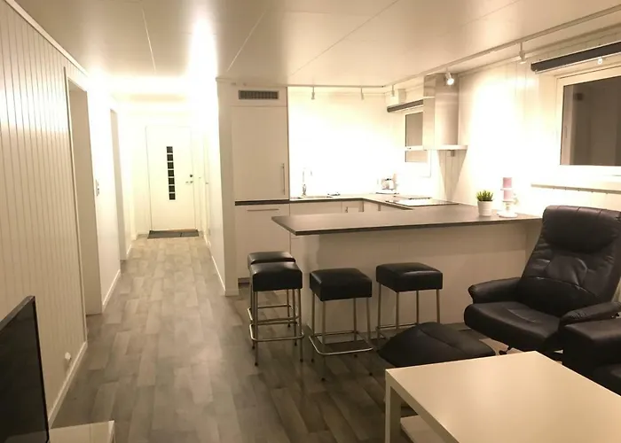 Eikeland Gard مزرعة للإقامة Bjerkreim